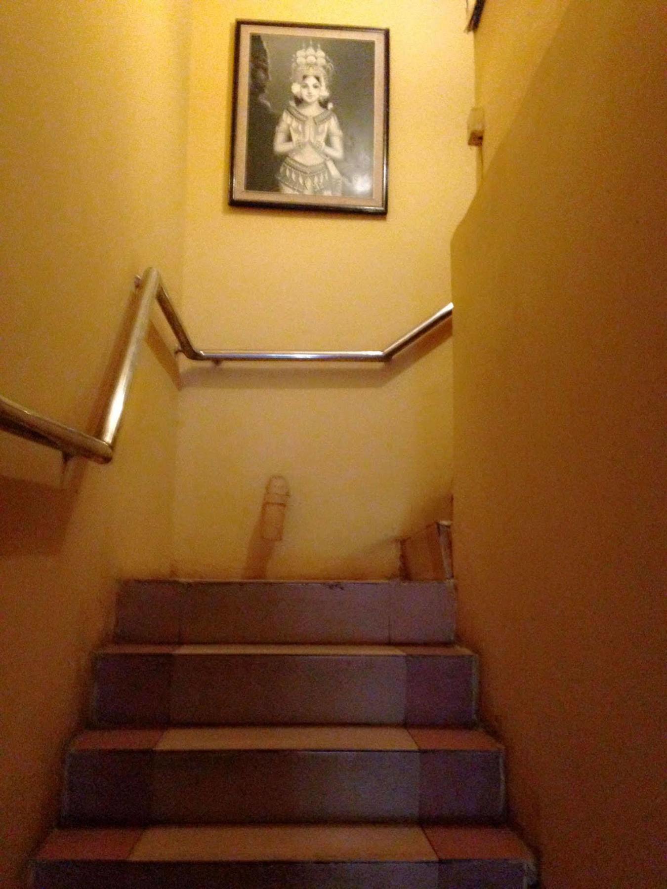 White River II Hostel Phnom Penh Extérieur photo