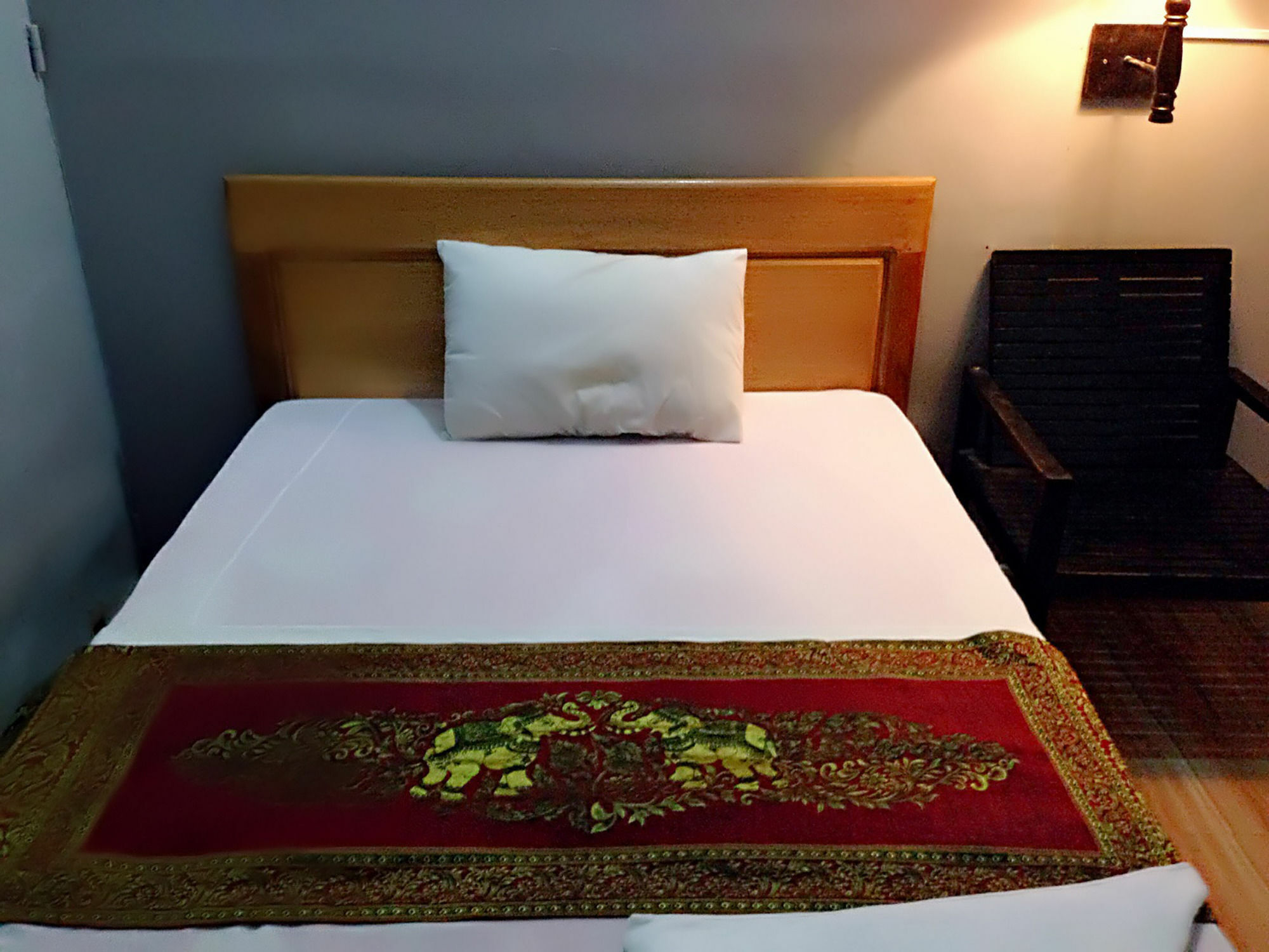 White River II Hostel Phnom Penh Extérieur photo