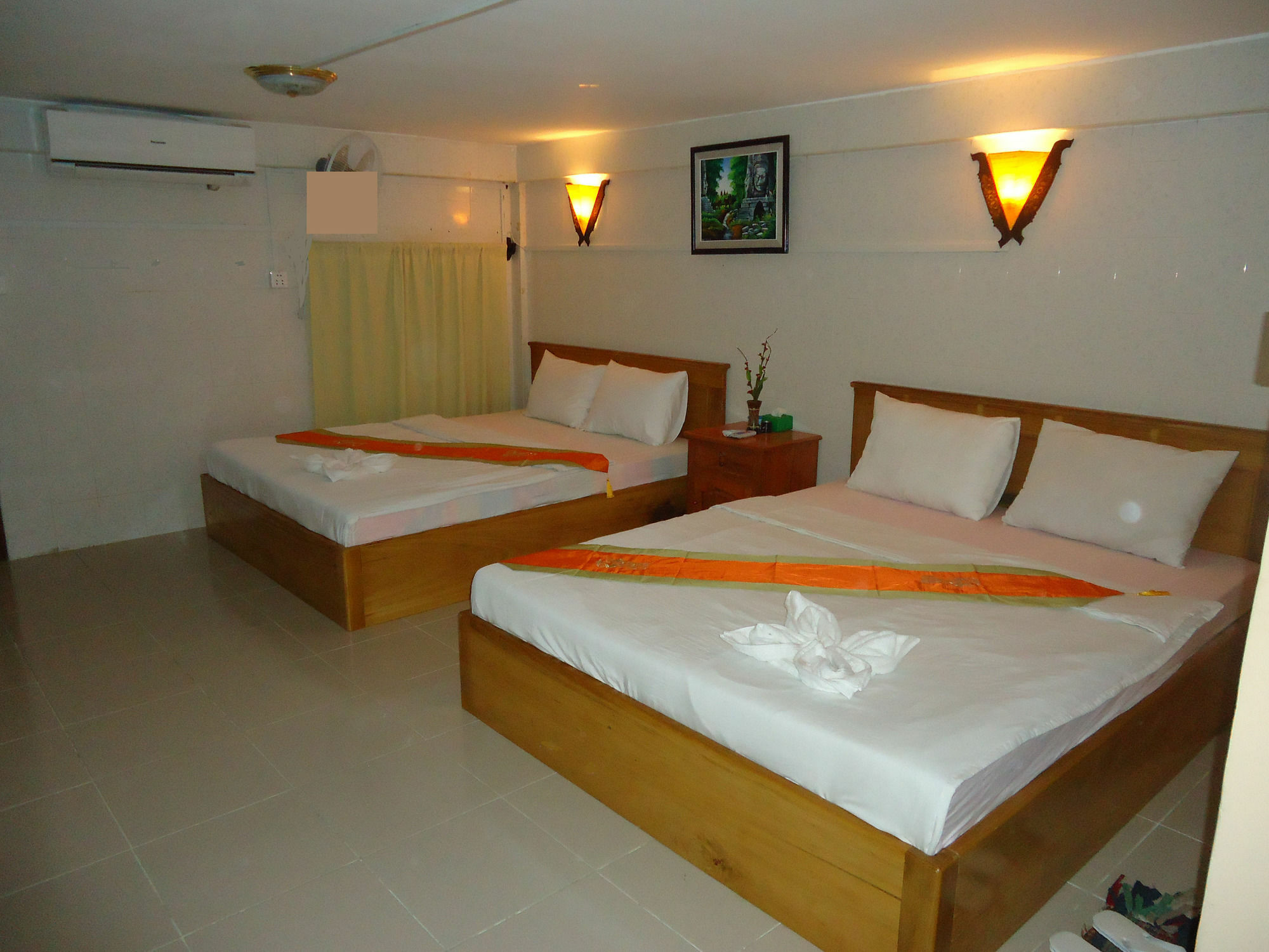 White River II Hostel Phnom Penh Extérieur photo
